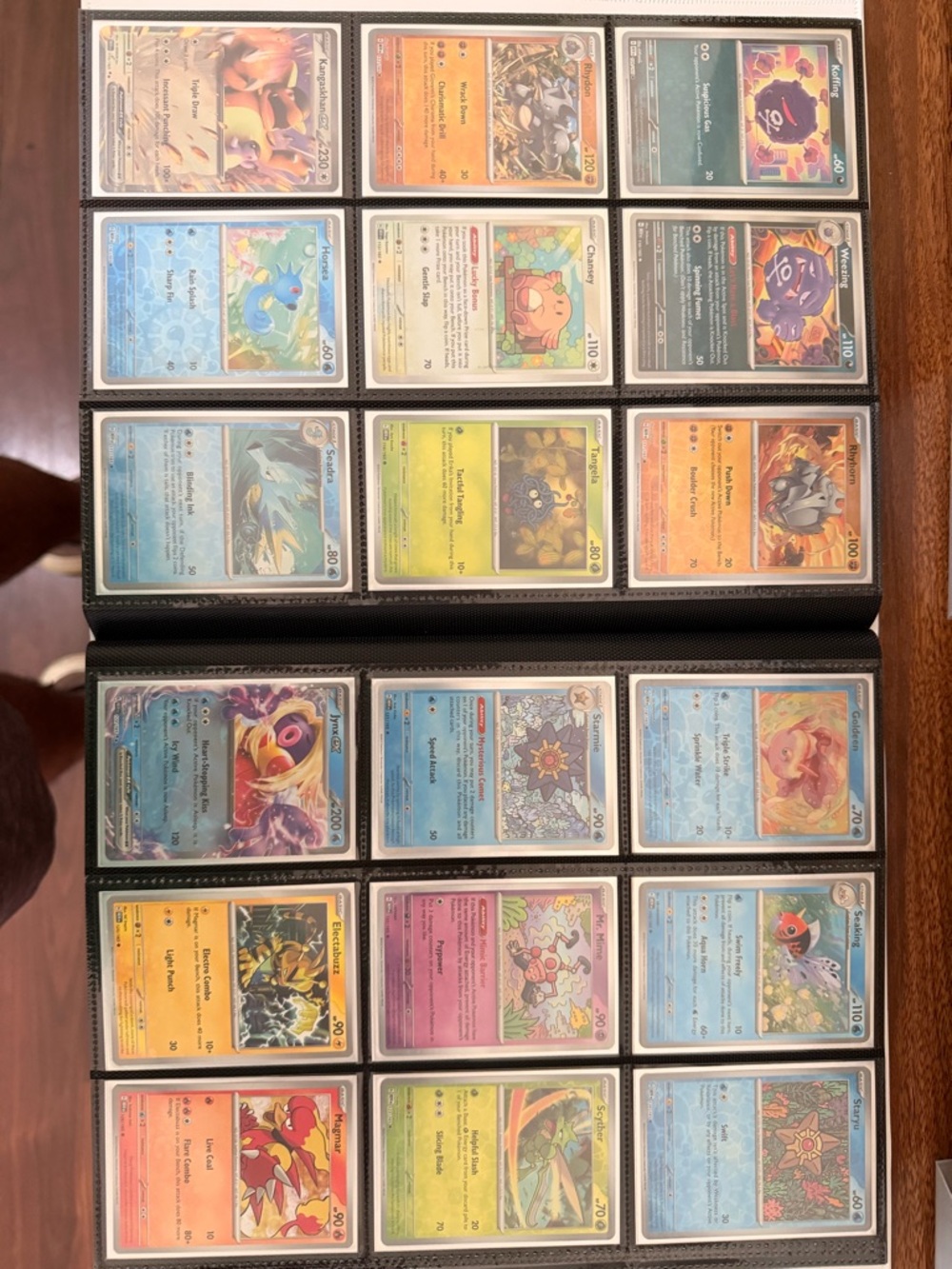 Pokémon Scarlet & Violet 151 Binder with Poster - Picture 10 of 12